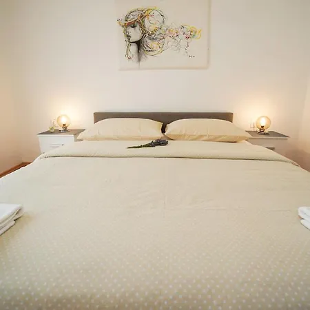 Maslina Gæstehus 3*
